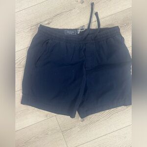 Vineyard vines, men’s shorts